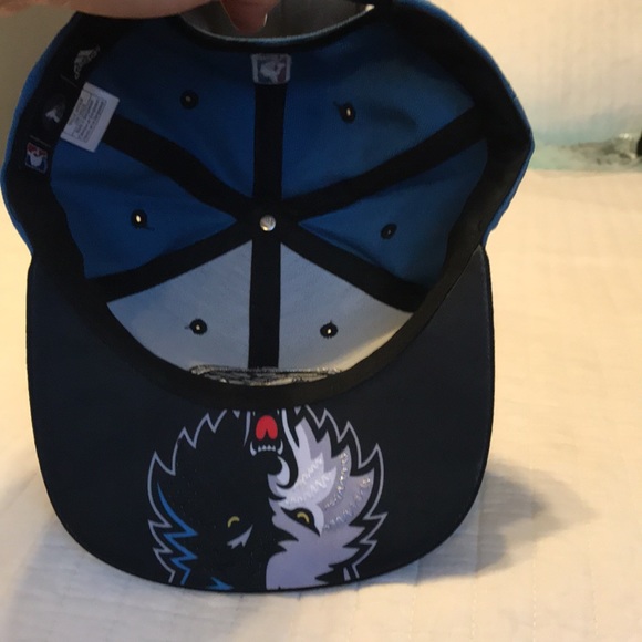 Adidas Minnesota Timberwolves Snapback Hat - Picture 4 of 4